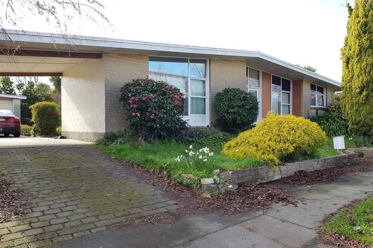 Photo of property in 3 Seagrave Place, Ilam, Christchurch, 8041