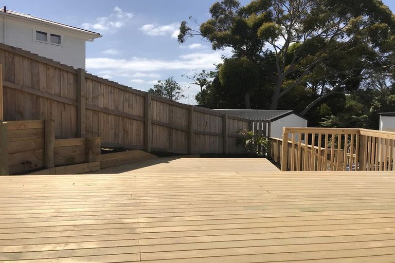 Photo of property in 3 Gamble Way, Massey, Auckland, 0614