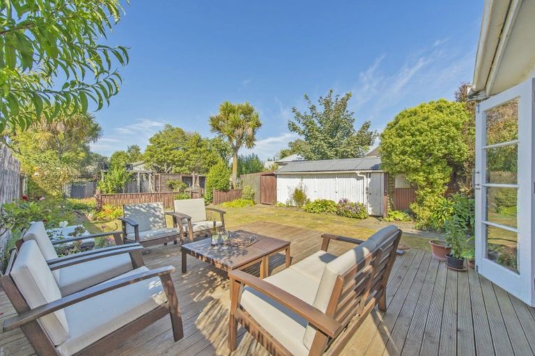 Photo of property in 25 Cross Street, Waikuku Beach, 7473