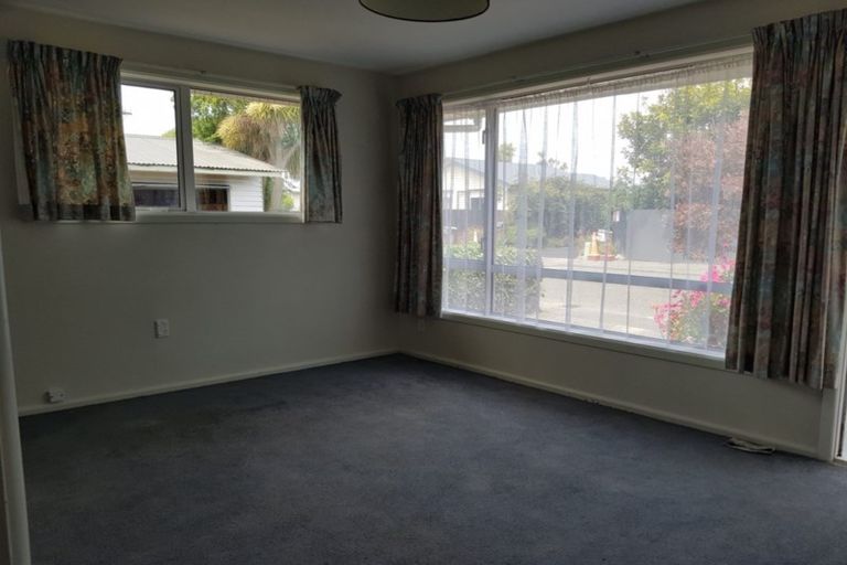 Photo of property in 77 Dover Street, St Albans, Christchurch, 8014