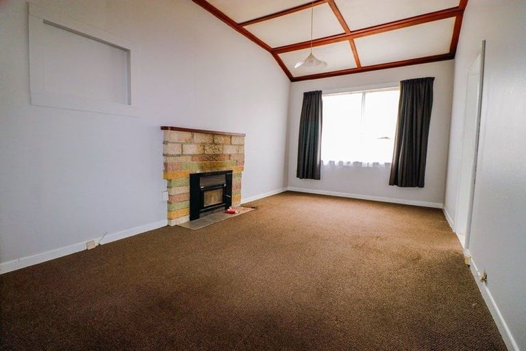 Photo of property in 8 Manuka Street, Castlecliff, Whanganui, 4501