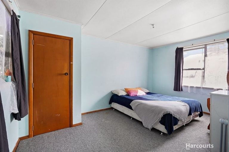 Photo of property in 42 Lavinia Crescent, Mangere East, Auckland, 2024