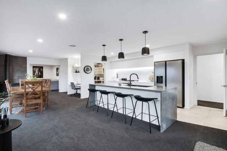 Photo of property in 112 Prestons Park Drive, Marshland, Christchurch, 8083