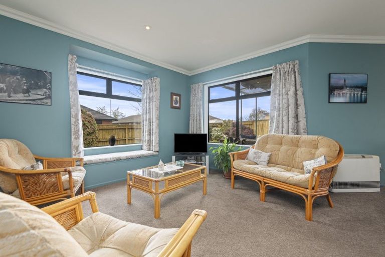 Photo of property in 9 Brookside Close, Highbury, Palmerston North, 4412
