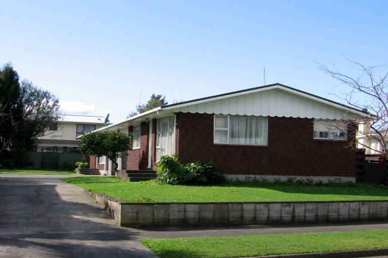 Photo of property in 15 Frimley Street, Awapuni, Palmerston North, 4412