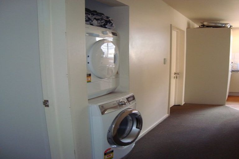 Photo of property in 5b Paeroa Street, Riccarton, Christchurch, 8041