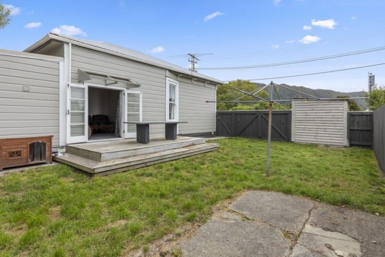 Photo of property in 57 Rata Street, Naenae, Lower Hutt, 5011