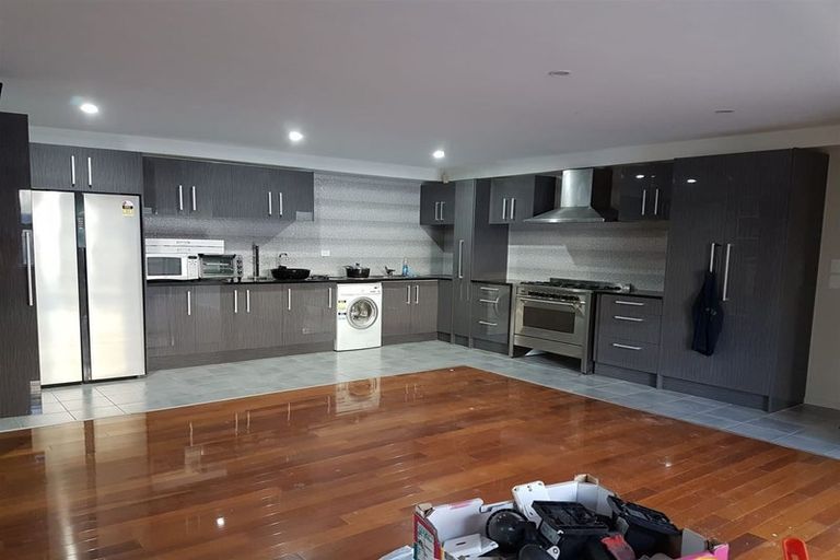 Photo of property in 58 Westerham Drive, Dannemora, Auckland, 2016