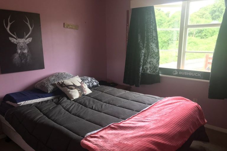 Photo of property in 16 Whio Street, Pongaroa, 4991