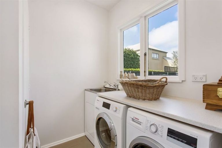 Photo of property in 52 Paparoa Street, Papanui, Christchurch, 8053