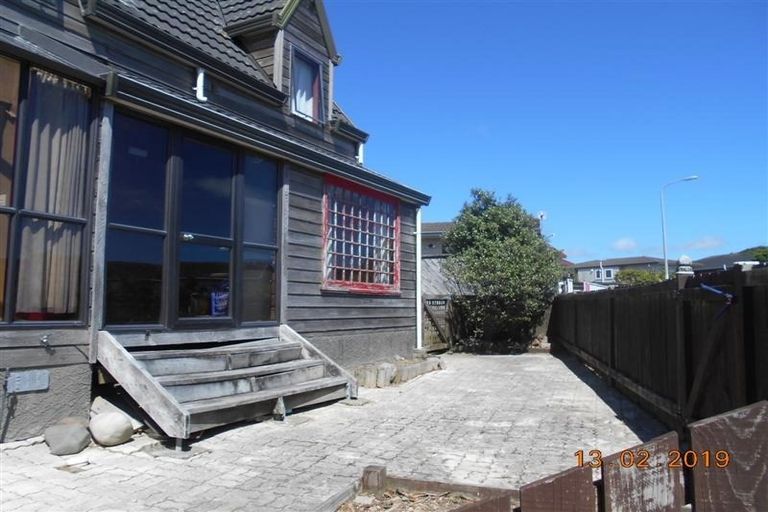 Photo of property in 1/6 Jasmine Grove, Maungaraki, Lower Hutt, 5010