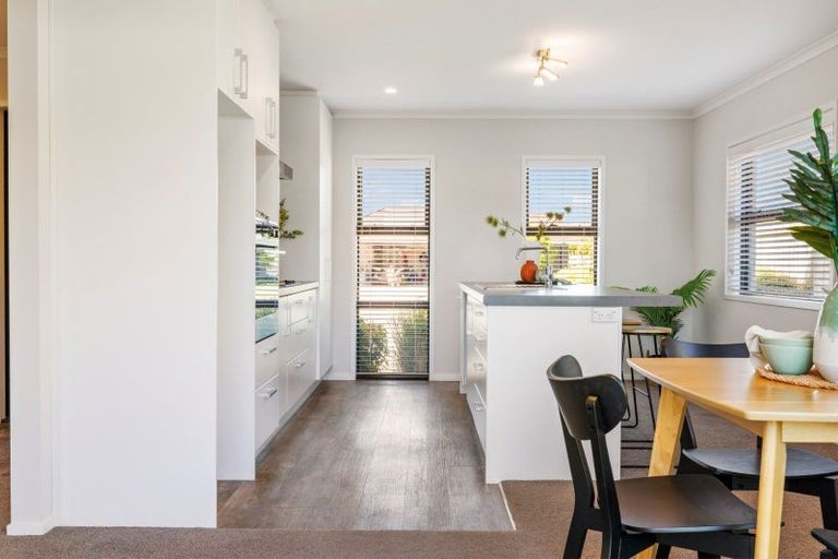 Photo of property in 11 Kahuparere Crescent, Pyes Pa, Tauranga, 3112