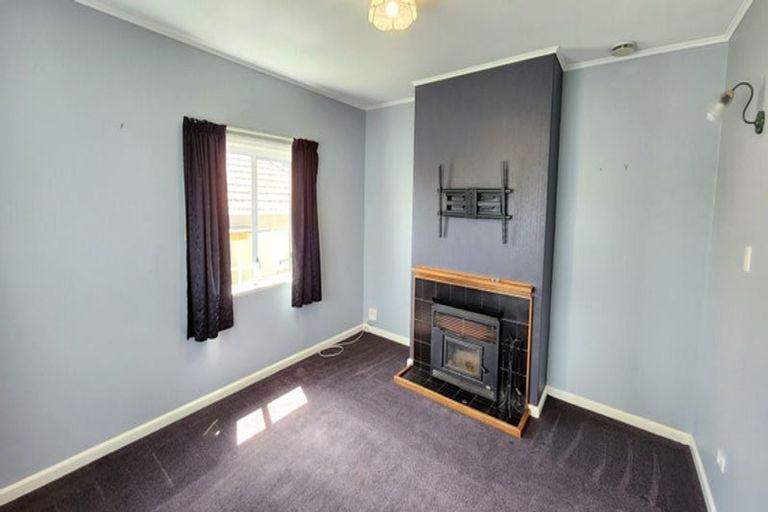 Photo of property in 107 Brooklands Road, Brooklands, New Plymouth, 4310