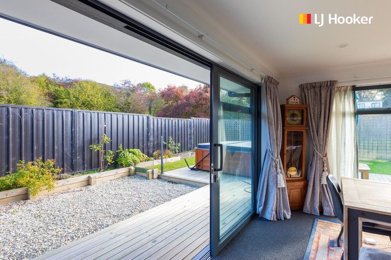 Photo of property in 25 Copinsha Street, Palmerston, 9430