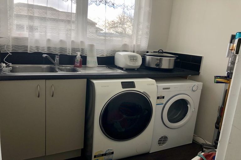 Photo of property in 2 Burns Court, Enderley, Hamilton, 3214