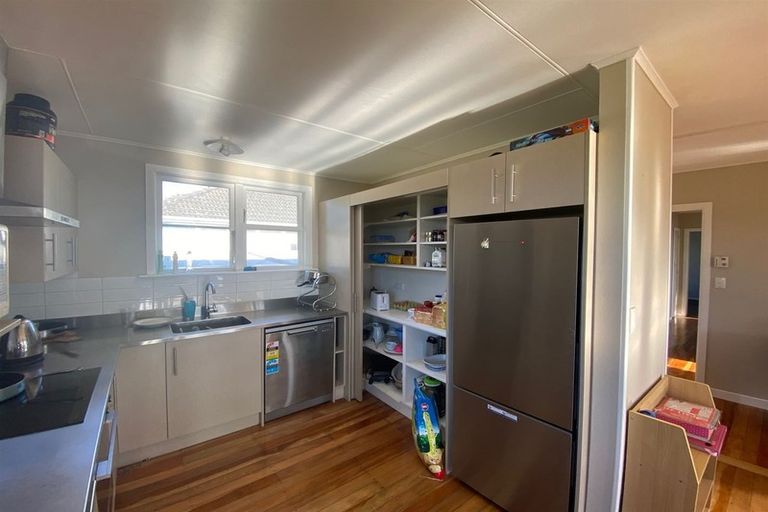 Photo of property in 32 Cameron Crescent, Masterton, 5810