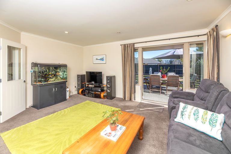 Photo of property in 13 Parkinson Place, Woodend, 7610