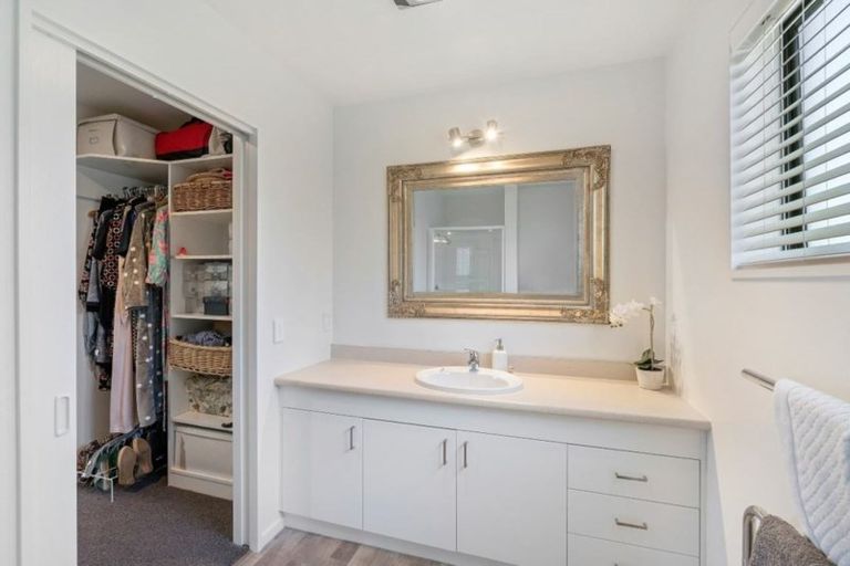 Photo of property in 2/44 Straven Road, Riccarton, Christchurch, 8011