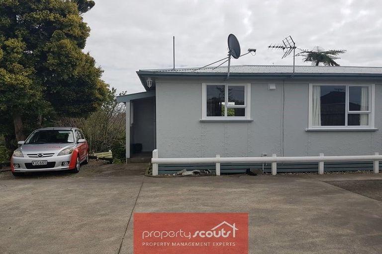 Photo of property in 126a Seaview Road, Westown, New Plymouth, 4310