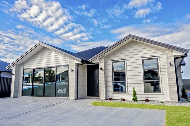 Photo of property in 41 Ochail Way, Otatara, Invercargill, 9879