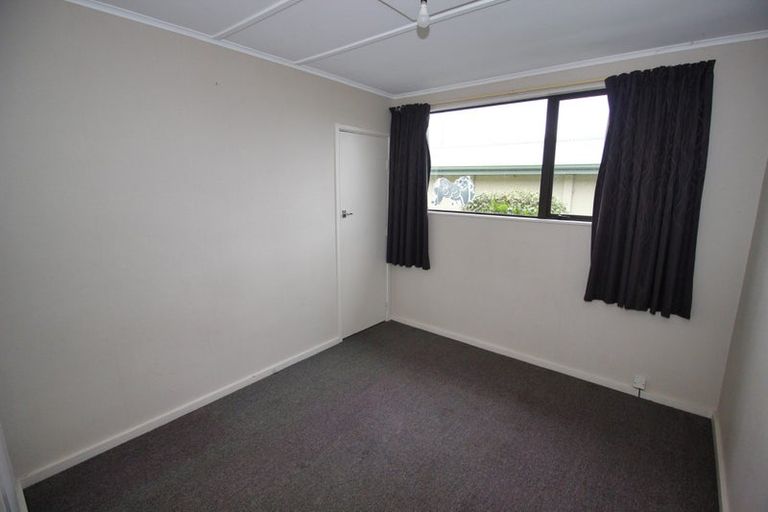 Photo of property in 26 Tokanui-haldane Road, Tokanui, 9884