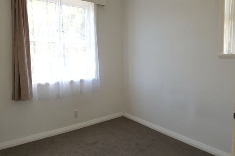 Photo of property in 61 Strathmore Avenue, Strathmore Park, Wellington, 6022