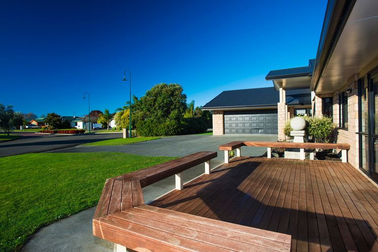 Photo of property in 17 Pohutukawa Grove, Lytton West, Gisborne, 4010