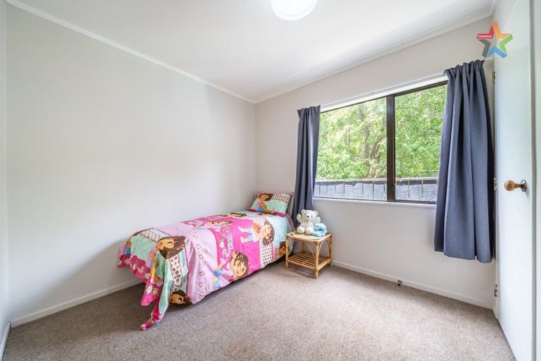 Photo of property in 2/33 Hay Street, Naenae, Lower Hutt, 5011