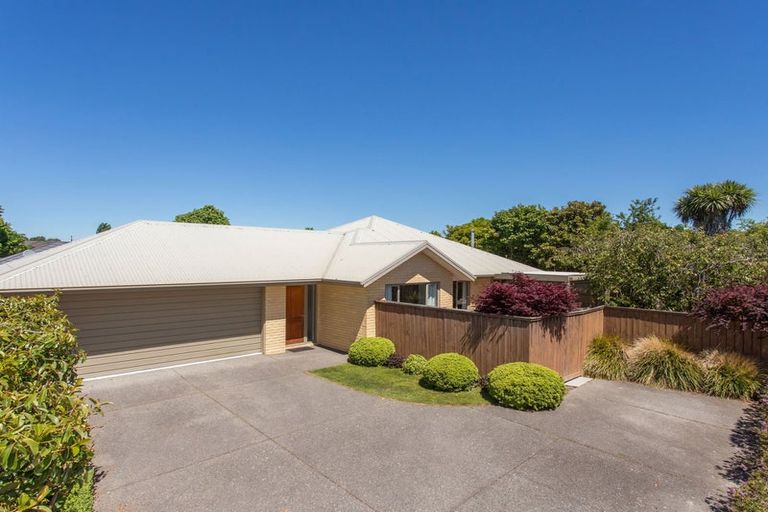 Photo of property in 53 Grimseys Road, Redwood, Christchurch, 8051