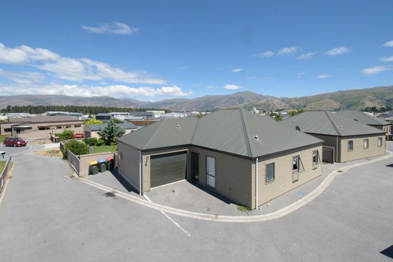 Photo of property in 8a Mckellar Court, Cromwell, 9310