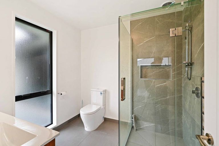 Photo of property in 6 Olearia Lane, Halswell, Christchurch, 8025