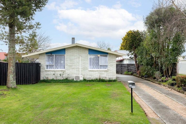 Photo of property in 44 Elmwood Crescent, Pukete, Hamilton, 3200