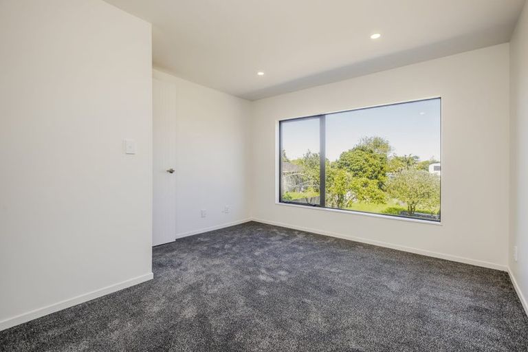 Photo of property in 8d Jupiter Street, Rosehill, Papakura, 2113