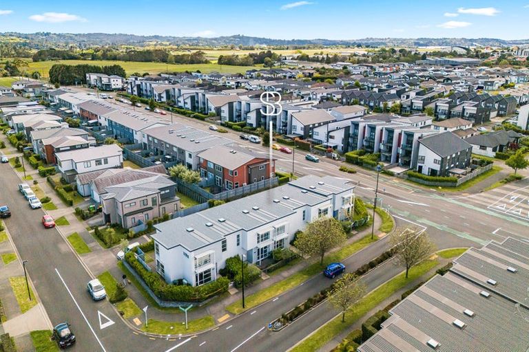 Photo of property in 5 Harewood Street, Whenuapai, Auckland, 0618