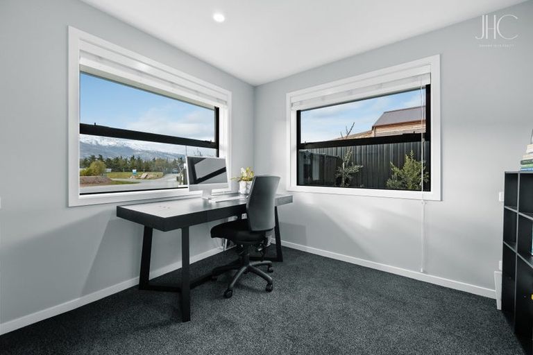 Photo of property in 8 Pegasus Court, Mount Pisa, Cromwell, 9383