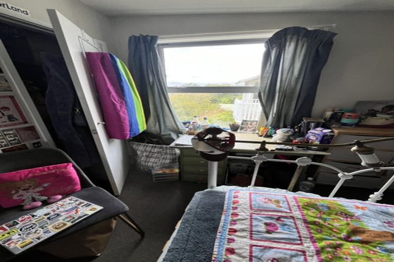 Photo of property in 18 Norna Crescent, Kelburn, Wellington, 6012