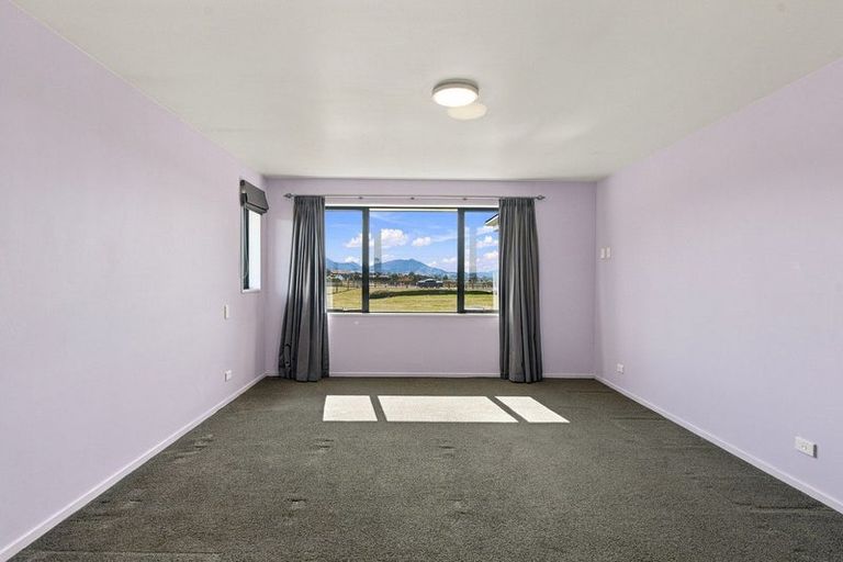 Photo of property in 19 The Drive, Twizel, 7999