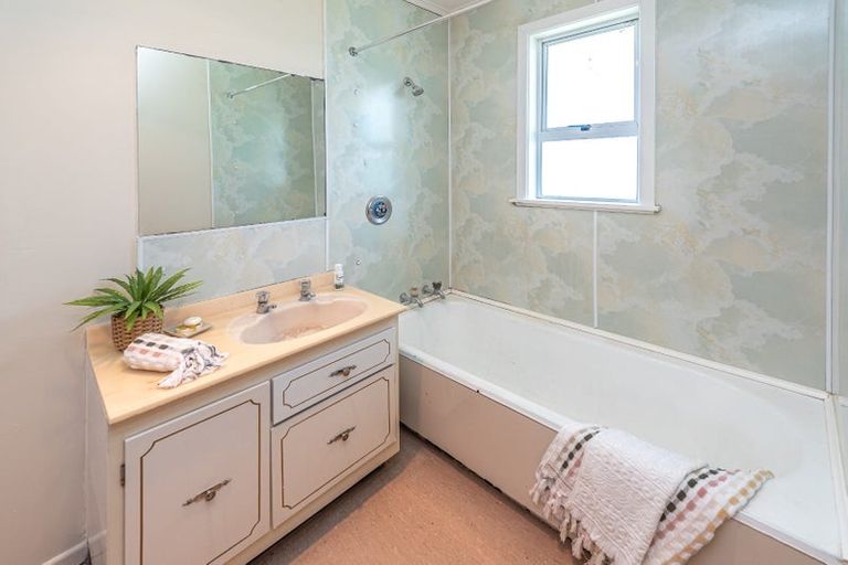 Photo of property in 51 Mosston Road, Castlecliff, Whanganui, 4501