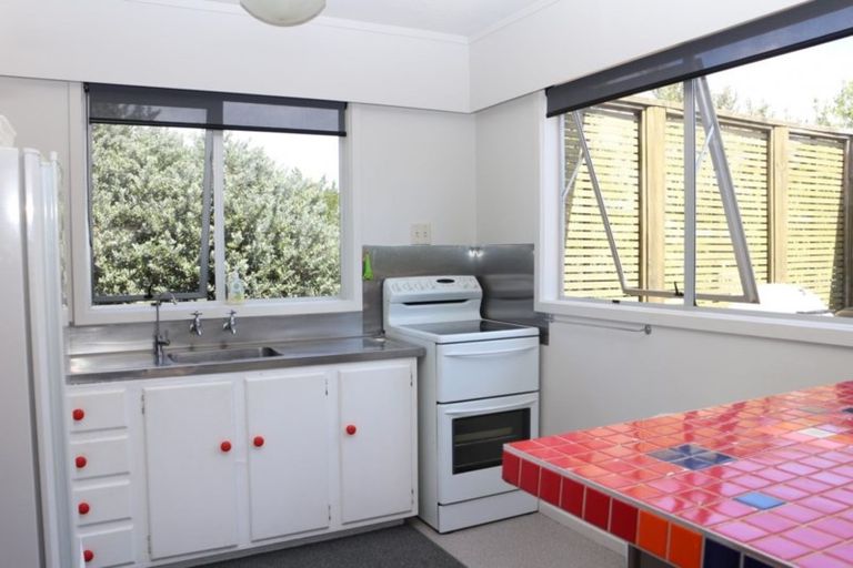 Photo of property in 12 Hardy Place, Cooks Beach, Whitianga, 3591