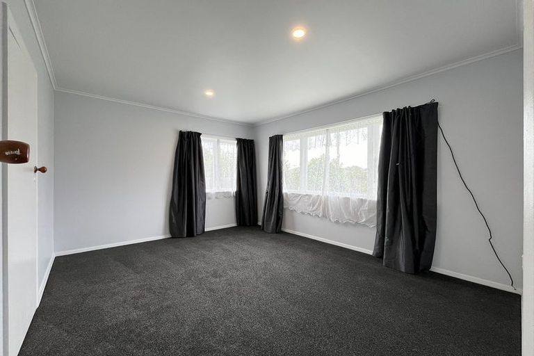 Photo of property in 1/76 Sutton Crescent, Papakura, 2110