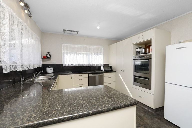 Photo of property in 33c Carrington Street, New Plymouth, 4310