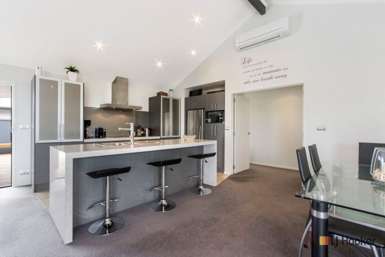 Photo of property in 23 Surfers Avenue, Waihi Beach, 3611