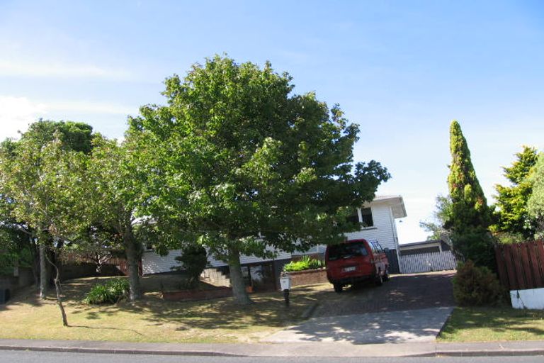 Photo of property in 30 Sycamore Drive, Sunnynook, Auckland, 0620