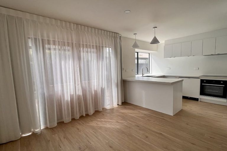 Photo of property in 82a Browns Road, St Albans, Christchurch, 8014