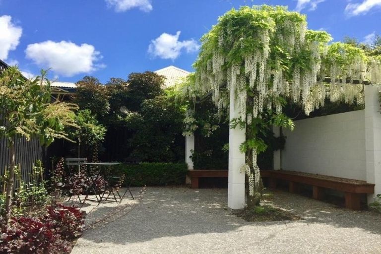 Photo of property in 13/12 Shrewsbury Street, Merivale, Christchurch, 8014