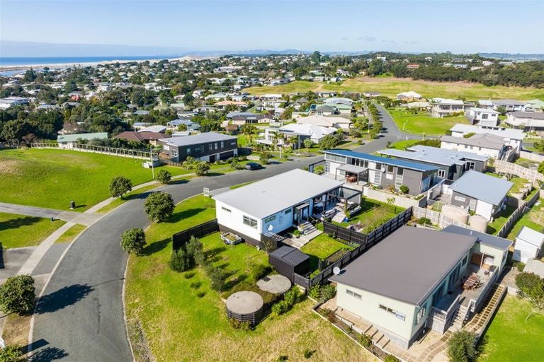 Photo of property in 25 Driftwood Place, Mangawhai Heads, Mangawhai, 0505