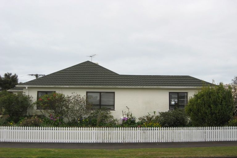 Photo of property in 49 Wrantage Street, Westown, New Plymouth, 4310