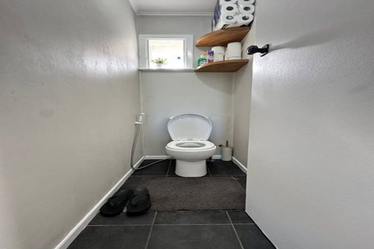 Photo of property in 8 Kerry Place, Papakura, 2110