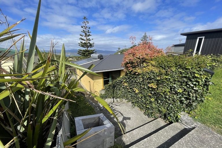 Photo of property in 179 Buckley Road, Southgate, Wellington, 6023