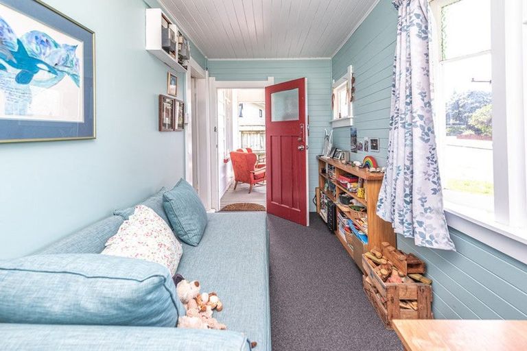 Photo of property in 19 Manuka Street, Castlecliff, Whanganui, 4501